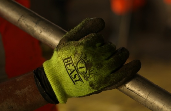 Contractor-Trusts-Beast-Screed-for-Leveler