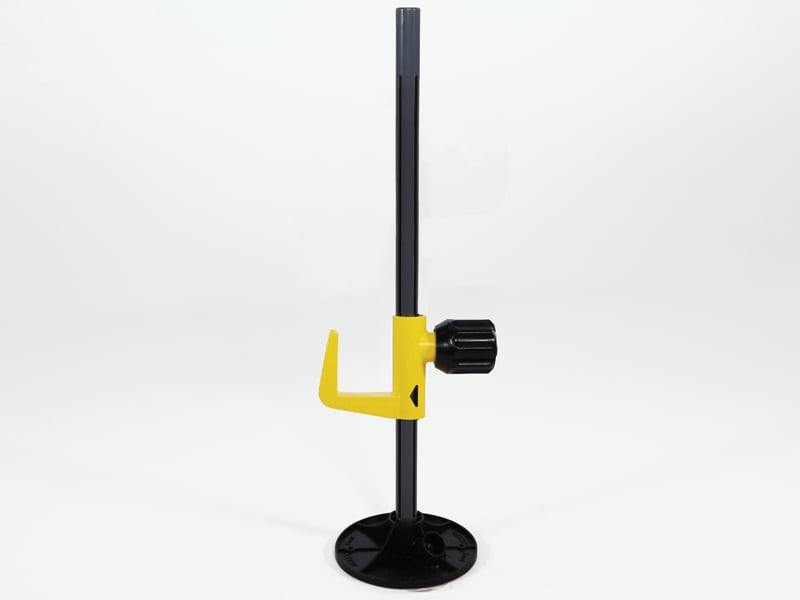 Beast-Form-Stake-With-Foot-And-Hook-800x600