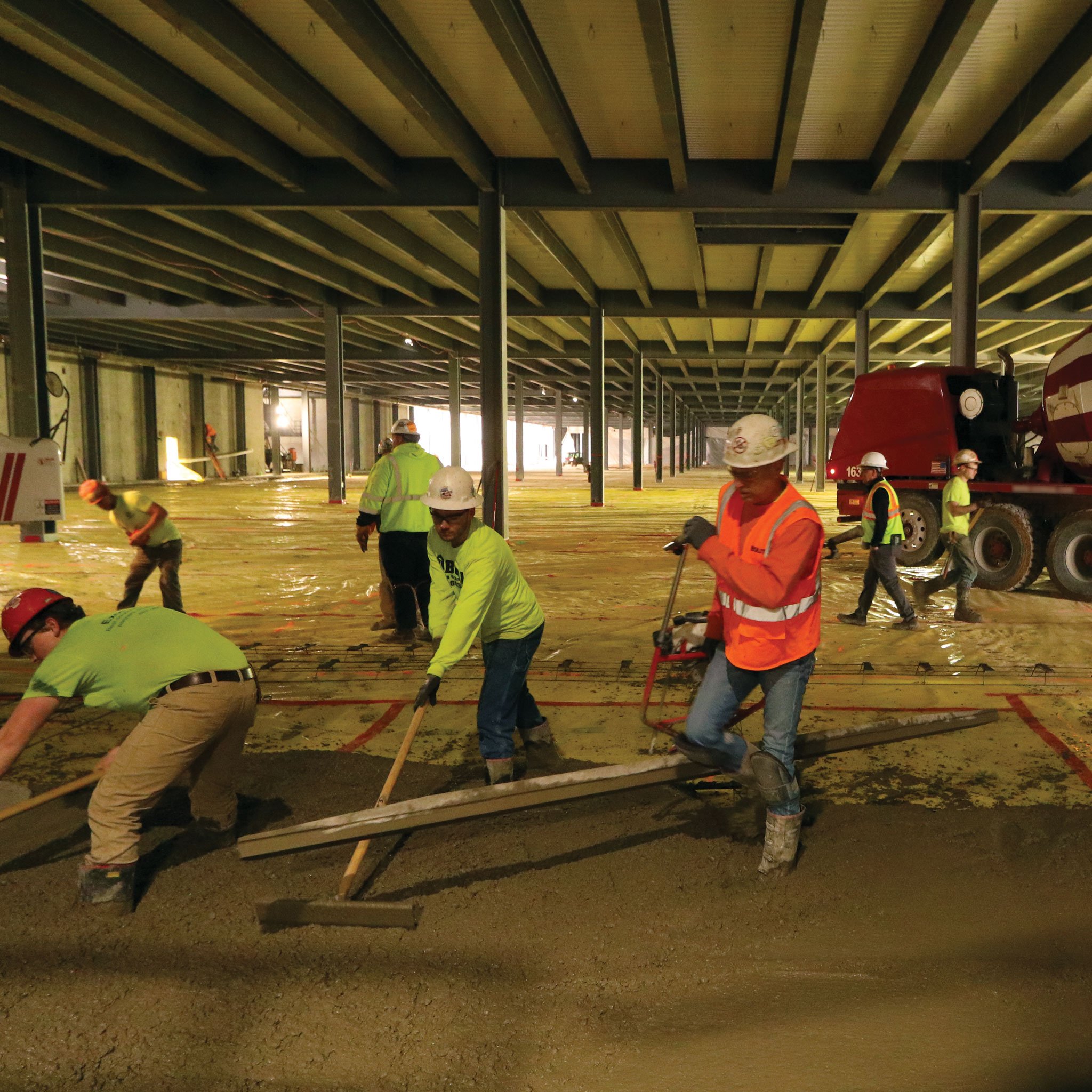 Stego-Warehouse-Jobsite-Hero-2048x2048